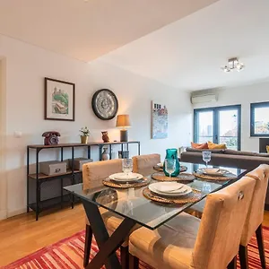 Fancy W/metro At Doorstep By Lovelystay Apartment